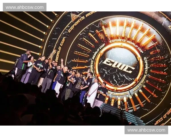 中国战队勇夺电竞世界冠军掀起全民热潮彰显国之荣耀新篇章